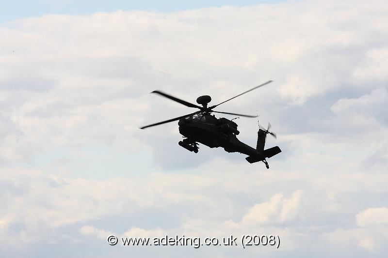 IMG_8294.JPG - Apache Attack Helicopter